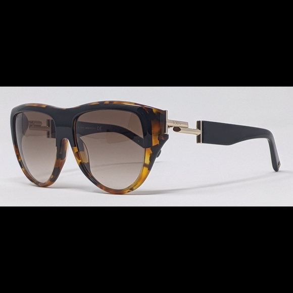 TOD'S S.p.A. :: TO226-05F - Picture 2 of 11